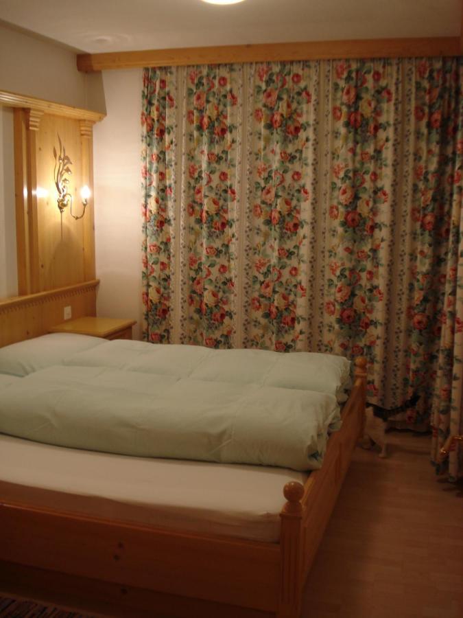 Chasa Valetta Appartement Samnaun Kamer foto